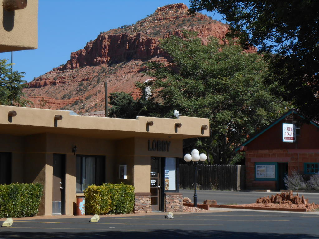 كاناب Redrock Country Inn المظهر الخارجي الصورة
